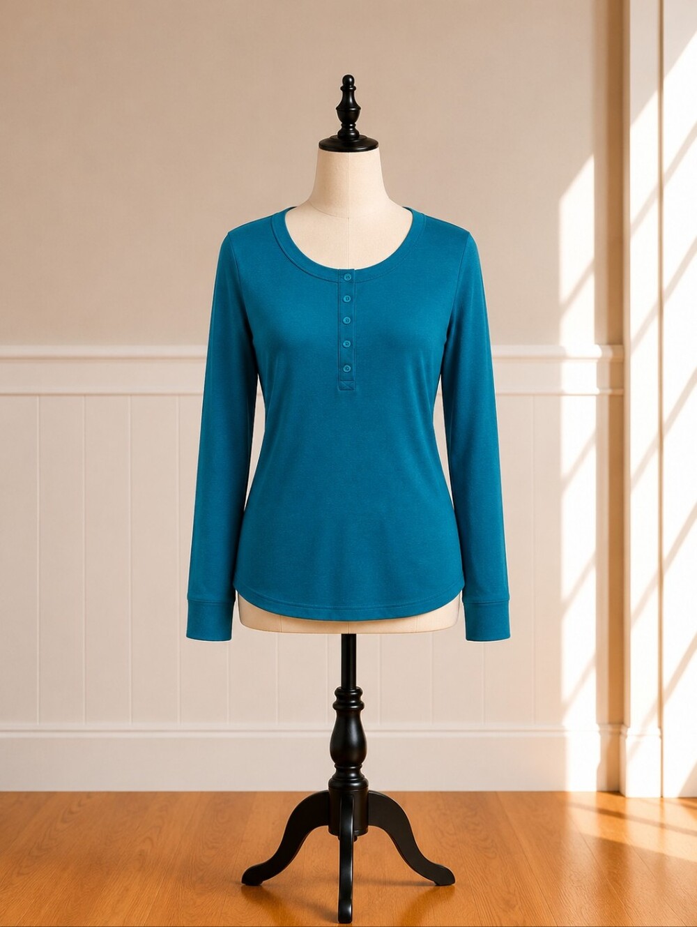 🛍 Paiva Teal Button-Up Women's Top